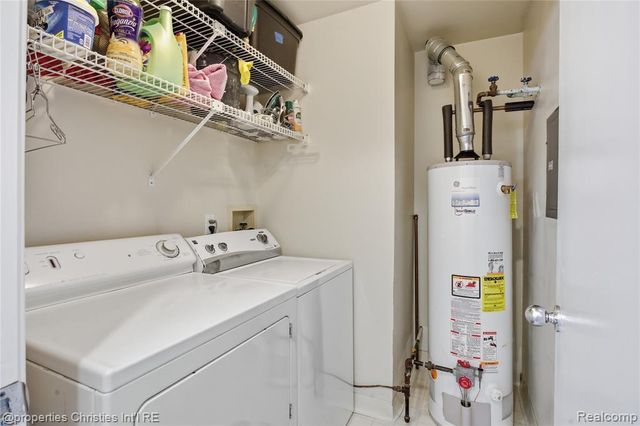 30414 Orchard Lake Road 13, Farmington Hills, MI 48334