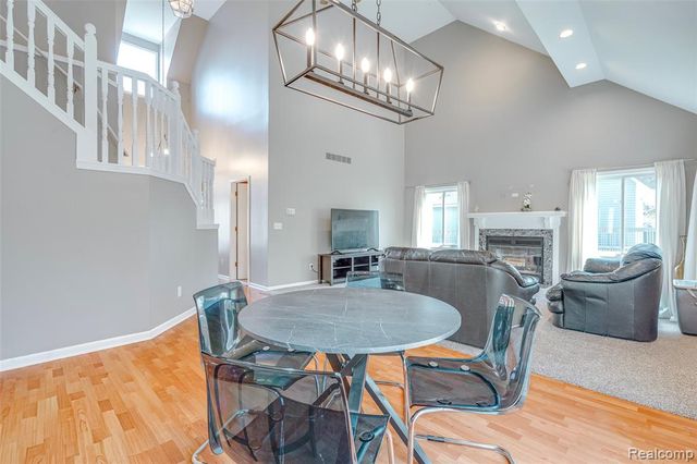 461 Alexander Drive, Commerce Twp, MI 48390