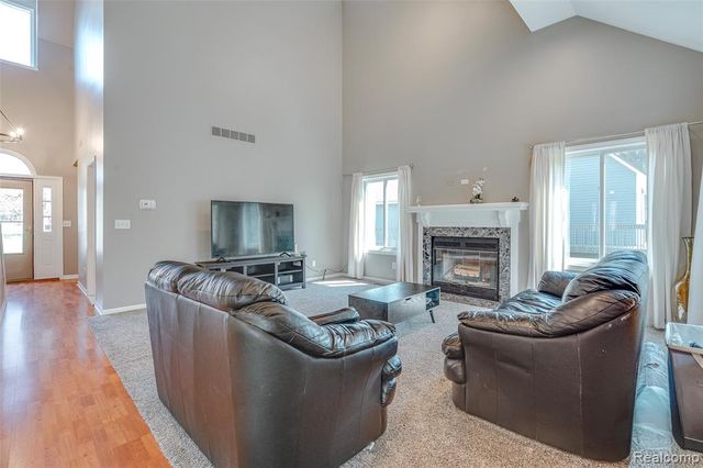 461 Alexander Drive, Commerce Twp, MI 48390