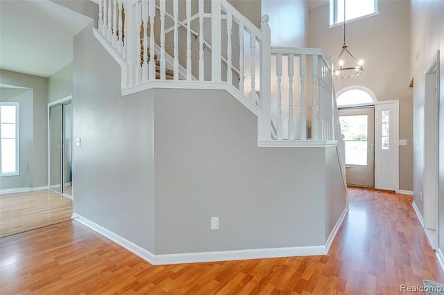 461 Alexander Drive, Commerce Twp, MI 48390
