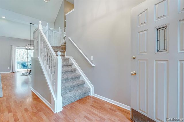 461 Alexander Drive, Commerce Twp, MI 48390