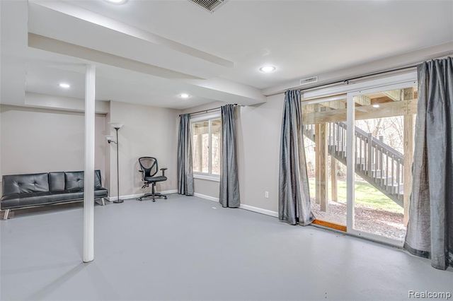 461 Alexander Drive, Commerce Twp, MI 48390