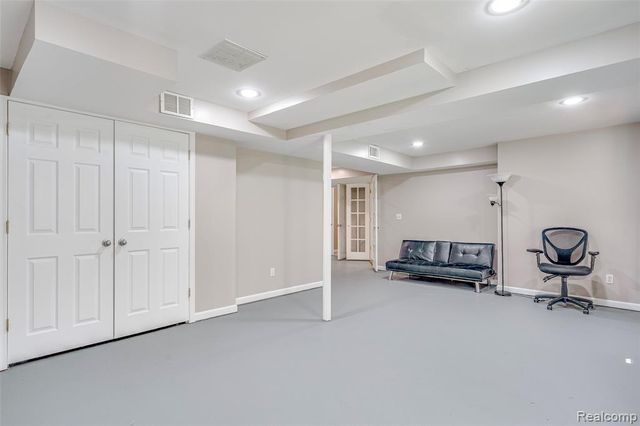 461 Alexander Drive, Commerce Twp, MI 48390