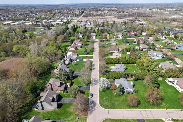 461 Alexander Drive, Commerce Twp, MI 48390
