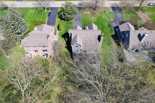 461 Alexander Drive, Commerce Twp, MI 48390