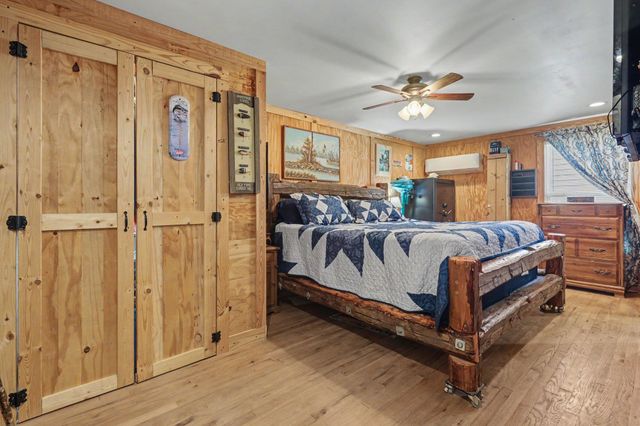 551 Dog Bluff Rd., Galivants Ferry, SC 29544