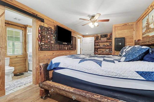 551 Dog Bluff Rd., Galivants Ferry, SC 29544