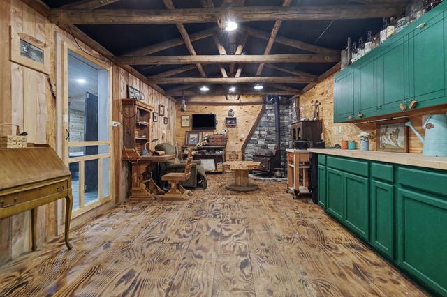 551 Dog Bluff Rd., Galivants Ferry, SC 29544