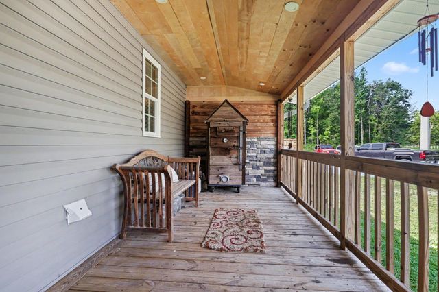 551 Dog Bluff Rd., Galivants Ferry, SC 29544