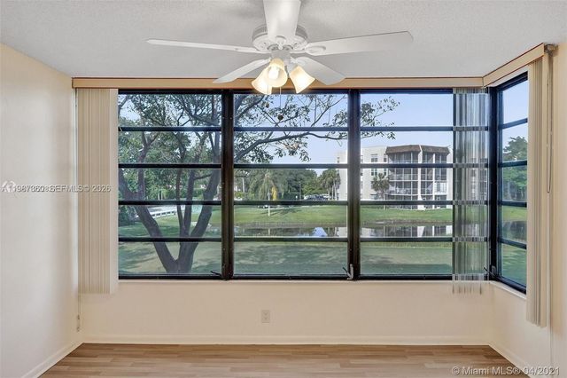 1715 Whitehall Drive 202, Davie, FL 33324