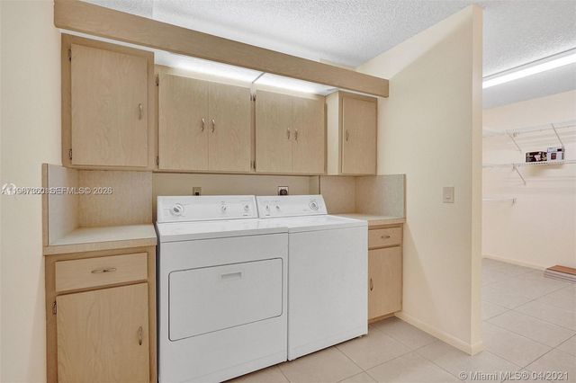 1715 Whitehall Drive 202, Davie, FL 33324