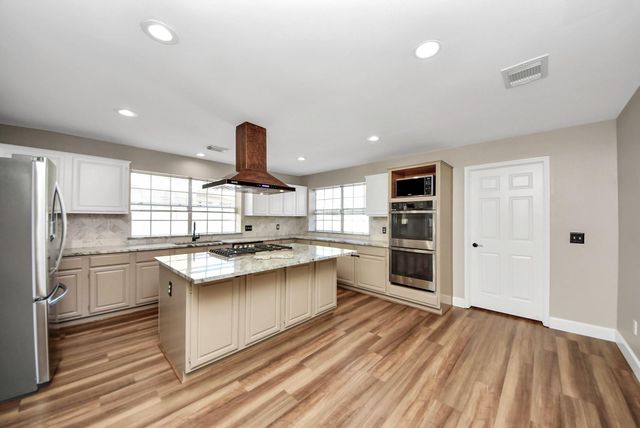 10510 Minturn Lane, Houston, TX 77064