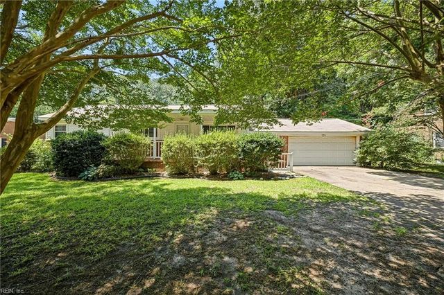 116 Greenland DR, Yorktown, VA 23693