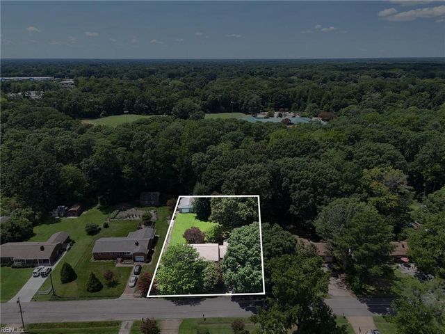 116 Greenland DR, Yorktown, VA 23693
