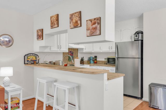 902 Carolina Beach Avenue N Unit 2b, Carolina Beach, NC 28428