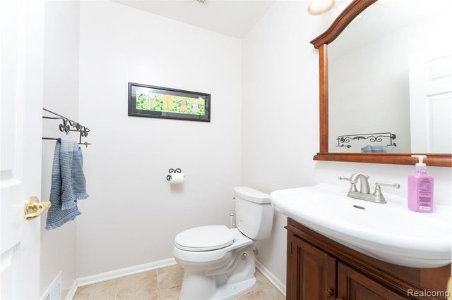 2686 Magnolia Garden Drive, Howell, MI 48843