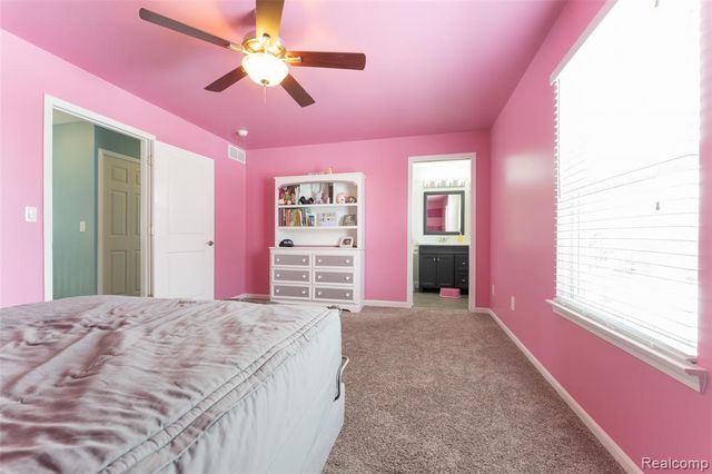 2686 Magnolia Garden Drive, Howell, MI 48843