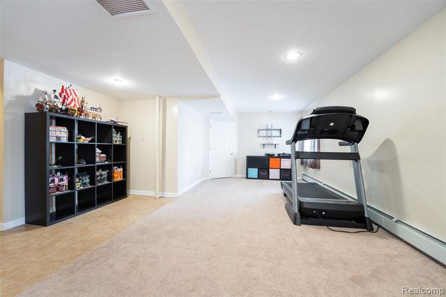 2686 Magnolia Garden Drive, Howell, MI 48843