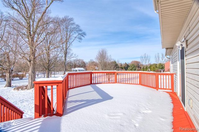 2686 Magnolia Garden Drive, Howell, MI 48843