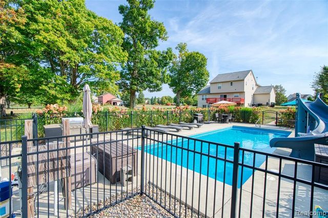 2686 Magnolia Garden Drive, Howell, MI 48843