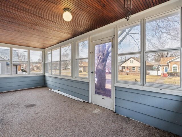 2416 21st Avenue, Rock Island, IL 61201