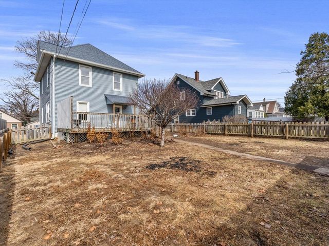 2416 21st Avenue, Rock Island, IL 61201