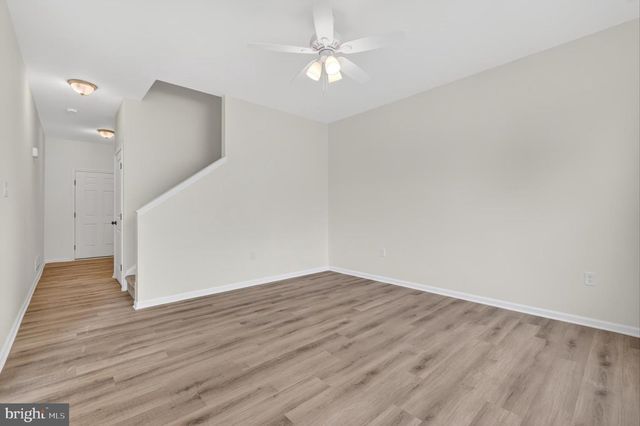5 W SUMMIT AVE, Wilmington, DE 19804