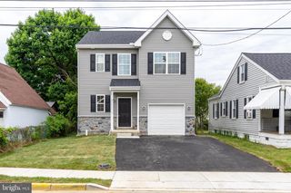 5 W SUMMIT AVE, Wilmington, DE 19804