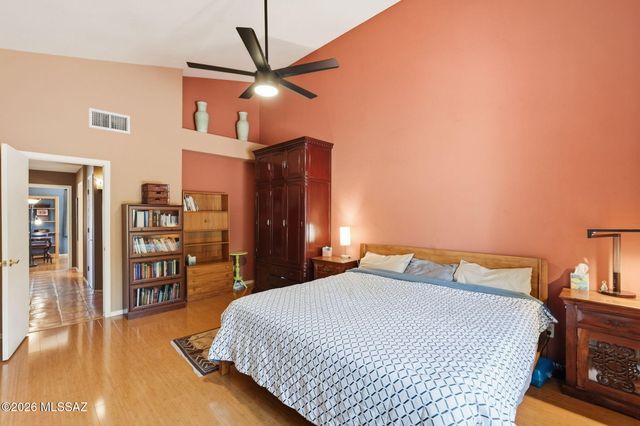 10660 E Channelside Drive, Tucson, AZ 85748
