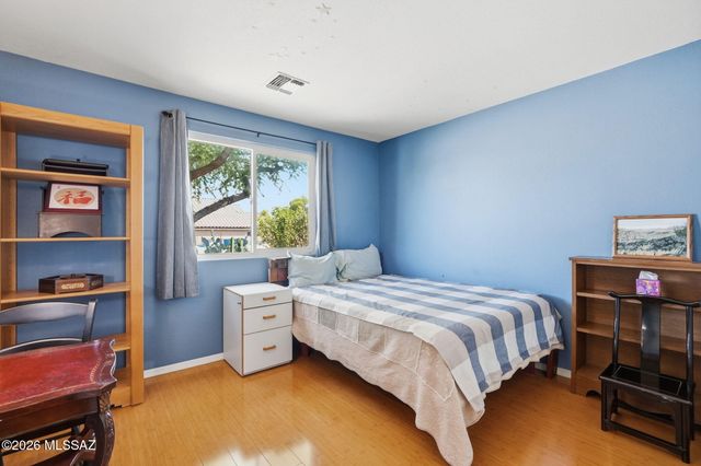 10660 E Channelside Drive, Tucson, AZ 85748