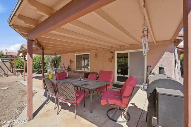 10660 E Channelside Drive, Tucson, AZ 85748