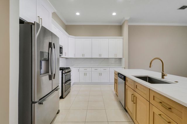 152 NW Magnolia Lakes Boulevard, Port St. Lucie, Port St Lucie, FL 34986