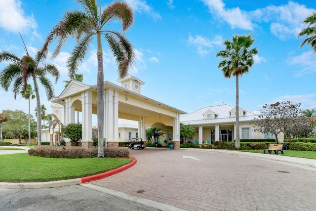 152 NW Magnolia Lakes Boulevard, Port St. Lucie, Port St Lucie, FL 34986