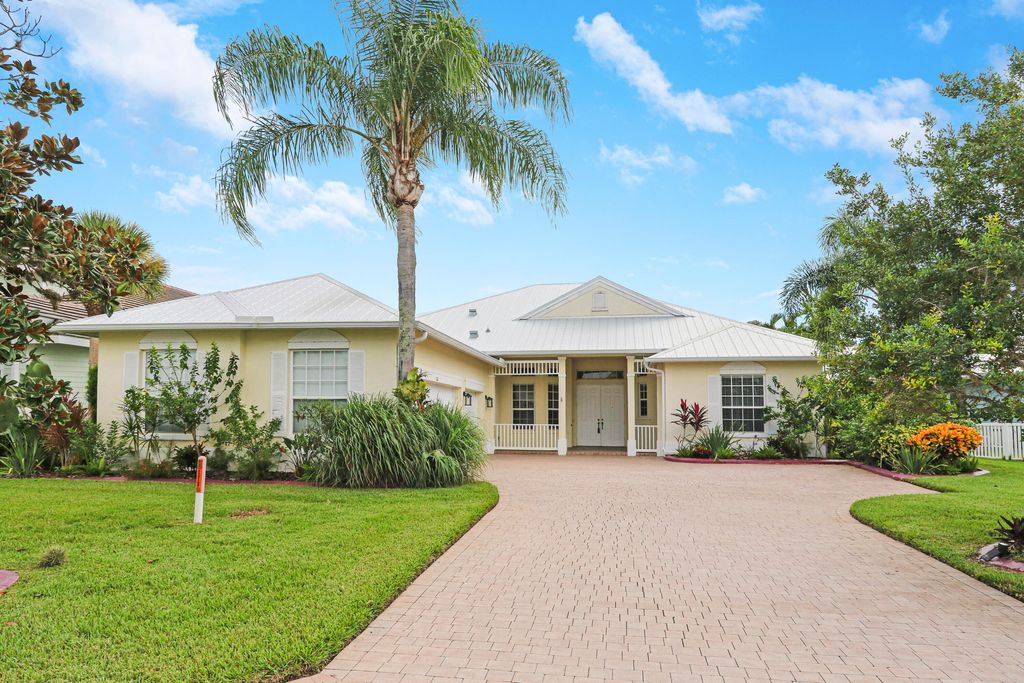 152 NW Magnolia Lakes Boulevard, Port St. Lucie, Port St Lucie, FL 34986