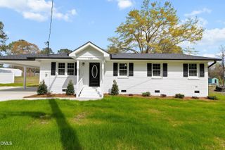 309 S Main Street, Four Oaks, NC 27524