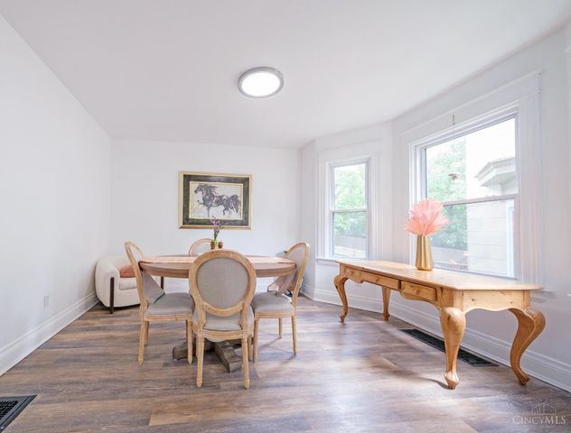 5042 Wesley Avenue, Norwood, OH 45212