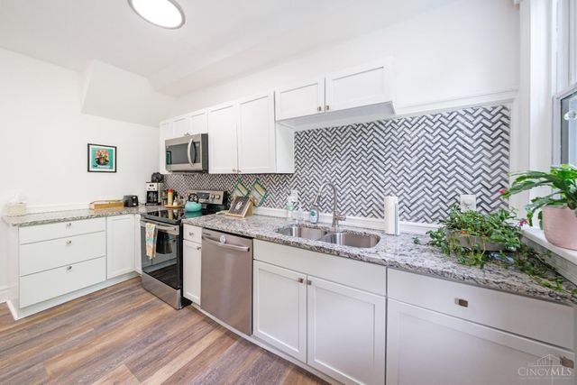 5042 Wesley Avenue, Norwood, OH 45212