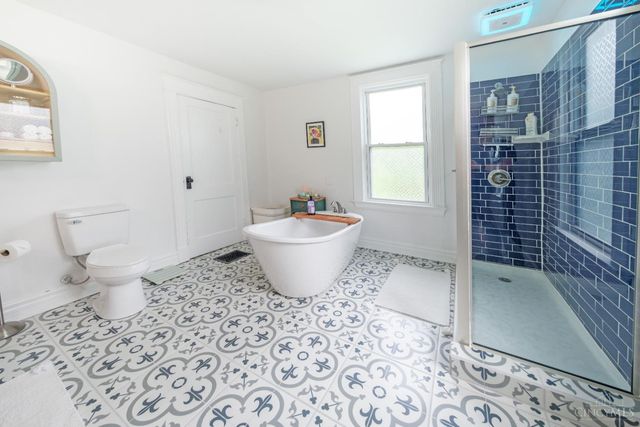 5042 Wesley Avenue, Norwood, OH 45212