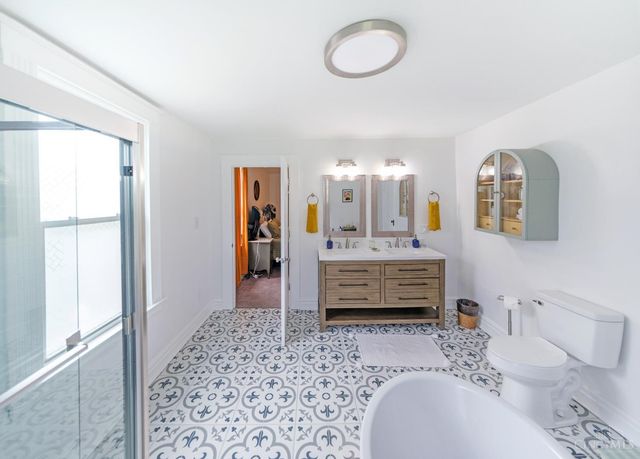 5042 Wesley Avenue, Norwood, OH 45212