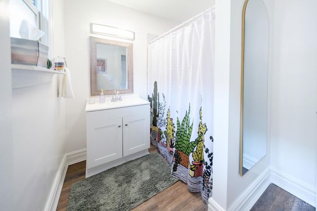 5042 Wesley Avenue, Norwood, OH 45212