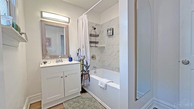 5042 Wesley Avenue, Norwood, OH 45212