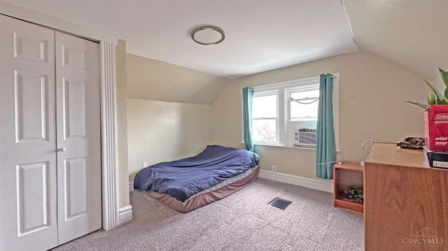 5042 Wesley Avenue, Norwood, OH 45212