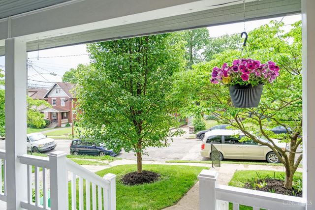 5042 Wesley Avenue, Norwood, OH 45212