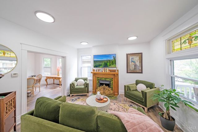 5042 Wesley Avenue, Norwood, OH 45212