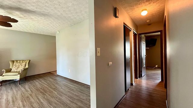 2042 Westbranch Road, Grove City, OH 43123