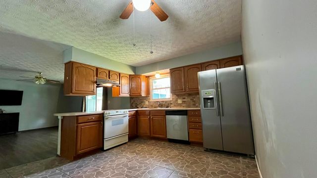 2042 Westbranch Road, Grove City, OH 43123