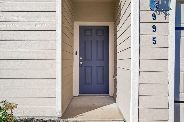 995 Lake View Circle W, Brookshire, TX 77423