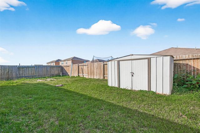 995 Lake View Circle W, Brookshire, TX 77423