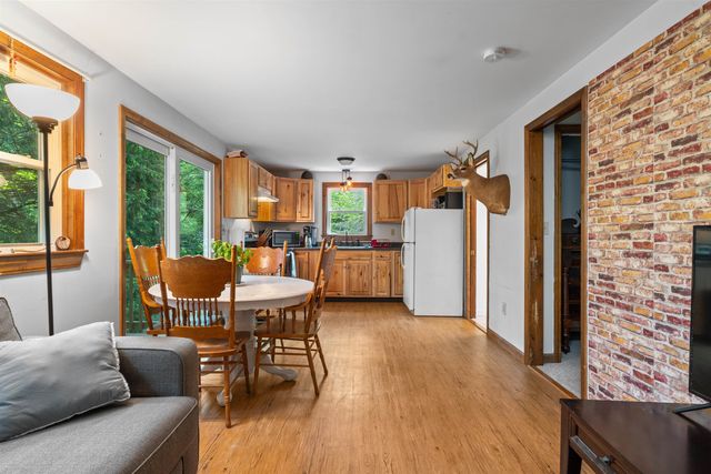 18 Owl Lane, Lee, NH 03861
