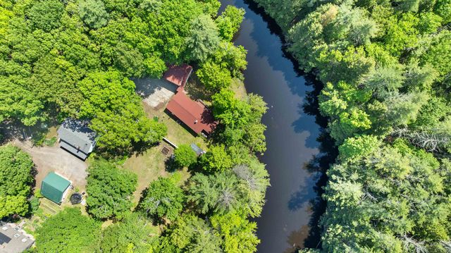 18 Owl Lane, Lee, NH 03861